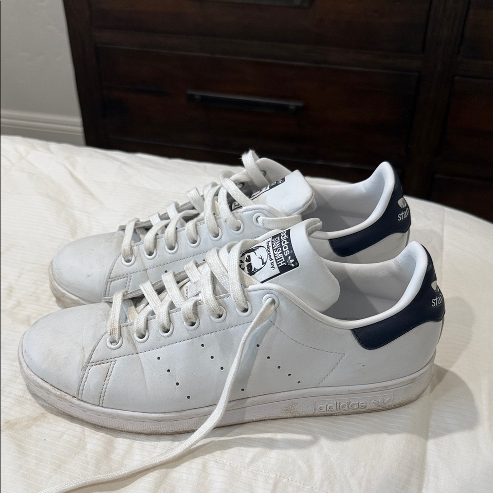 Adidas Men's Stan Smith White and Navy Sneakers